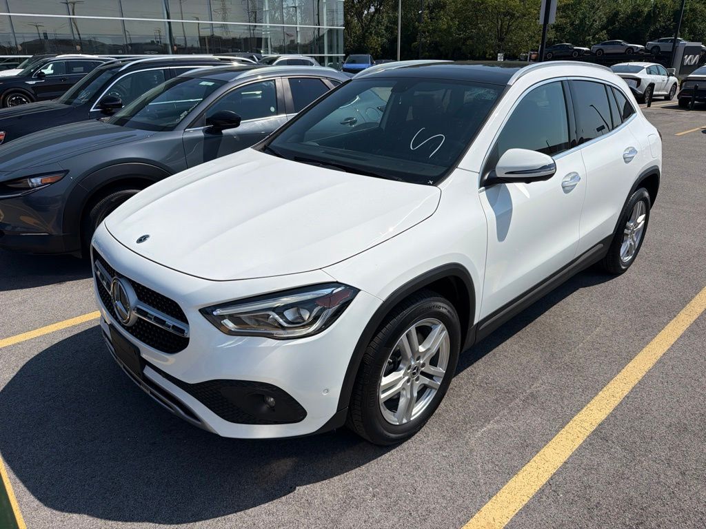 2023 Mercedes-Benz GLA Base - Photo 3