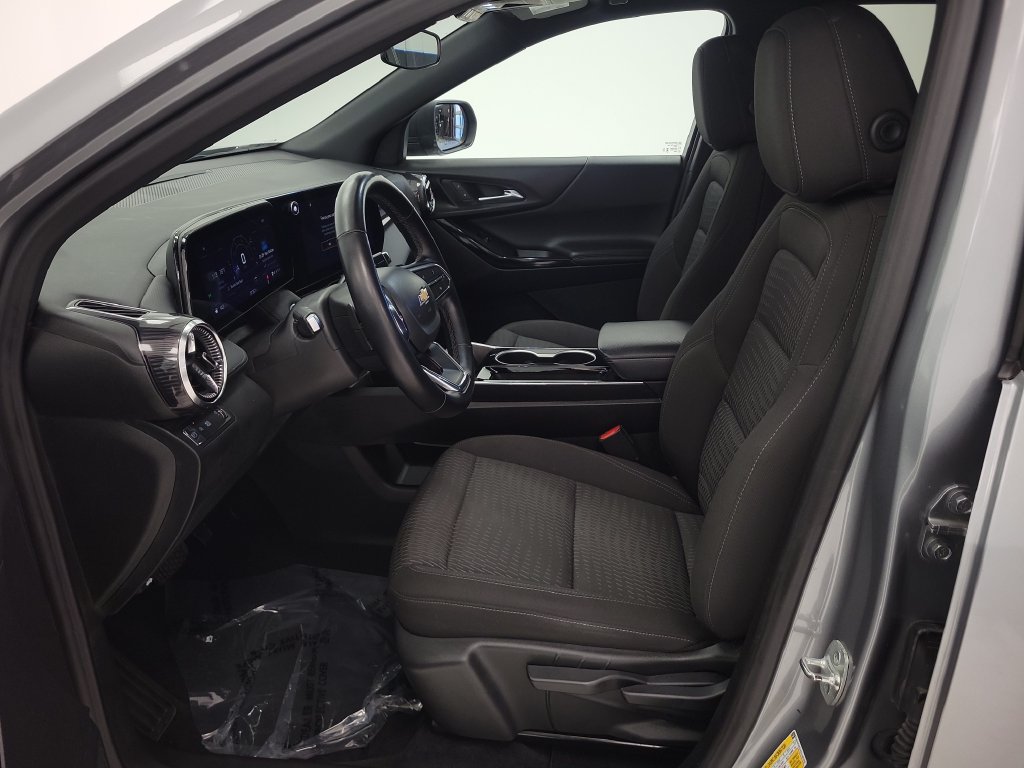 2025 Chevrolet Equinox LT - Photo 12