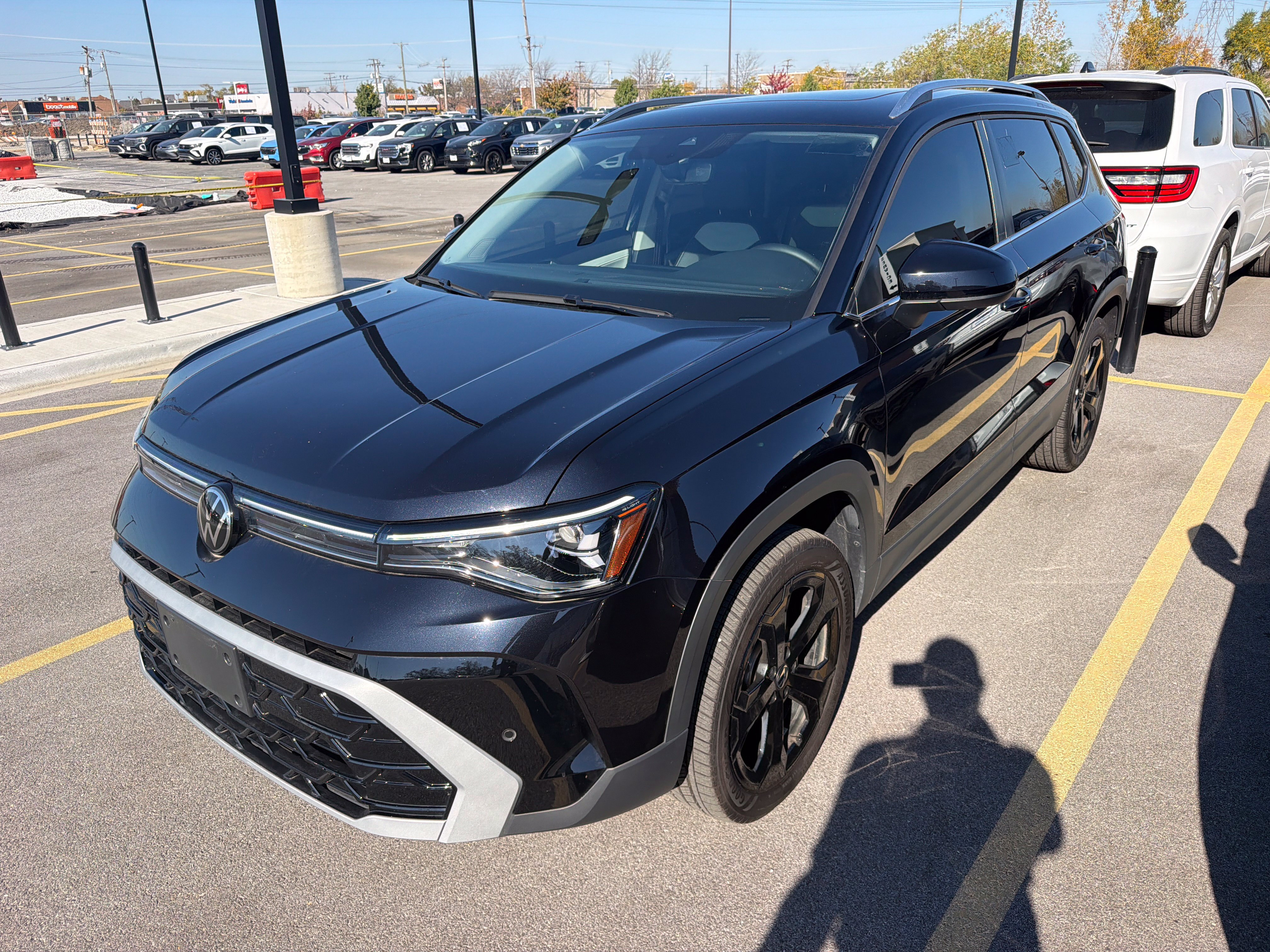 Used 2025 Volkswagen Taos 1.5T SEL SUV