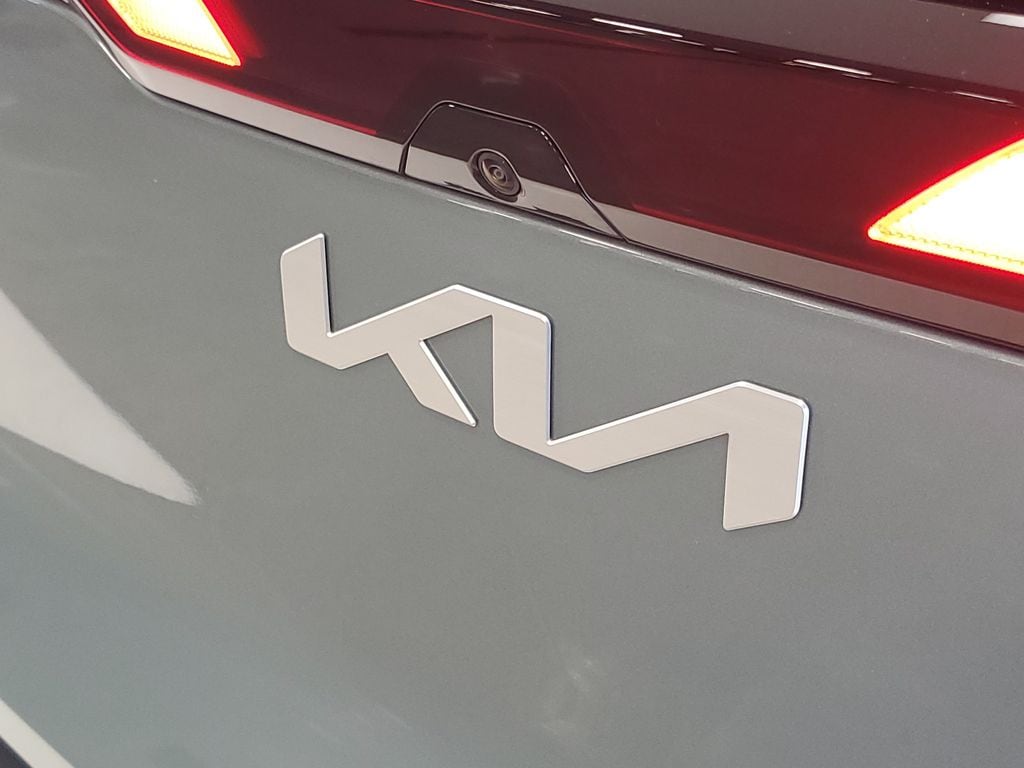 2027 Kia Seltos EX - Photo 7