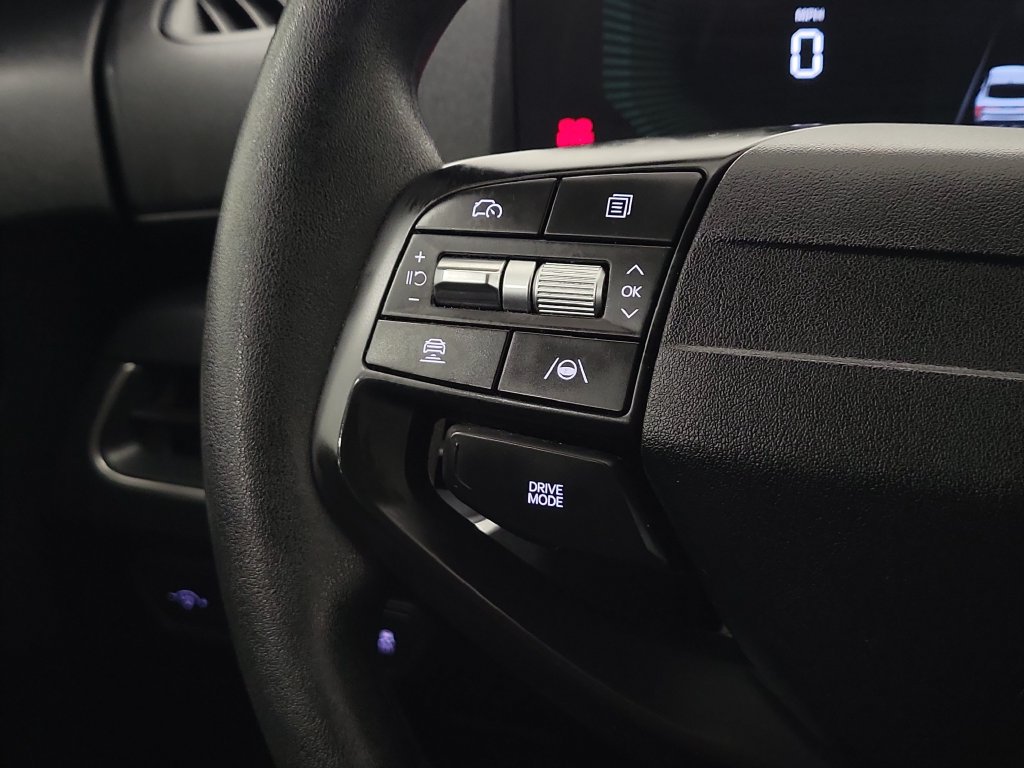 2025 Kia K4 LXS - Photo 16