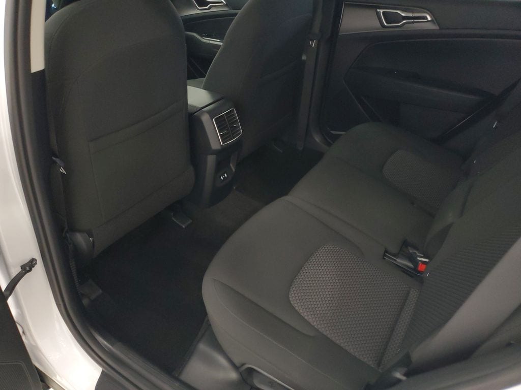2026 Kia Sportage LX - Photo 23