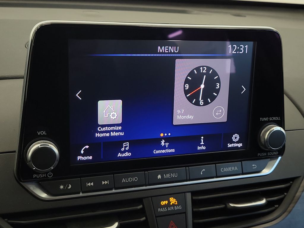 2024 Nissan Altima SV - Photo 17