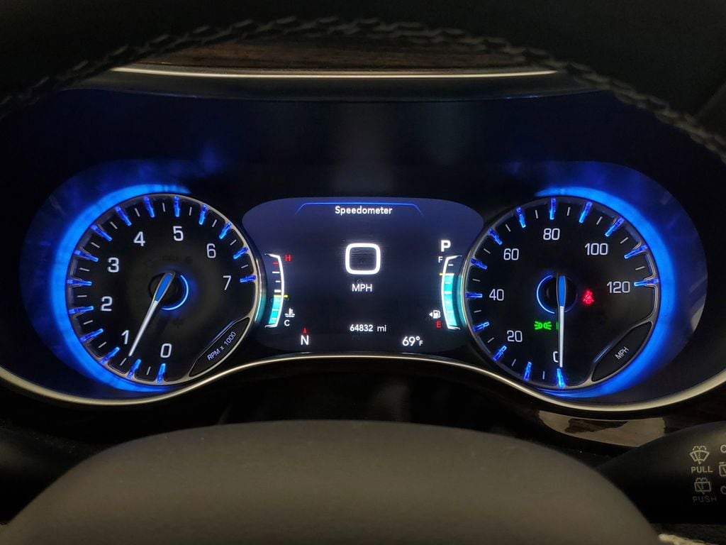 2023 Chrysler Pacifica Limited - Photo 17