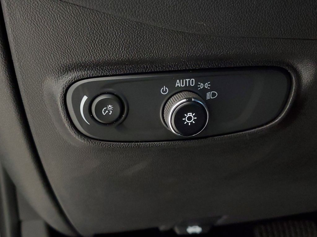 2023 Chevrolet Equinox LT - Photo 15