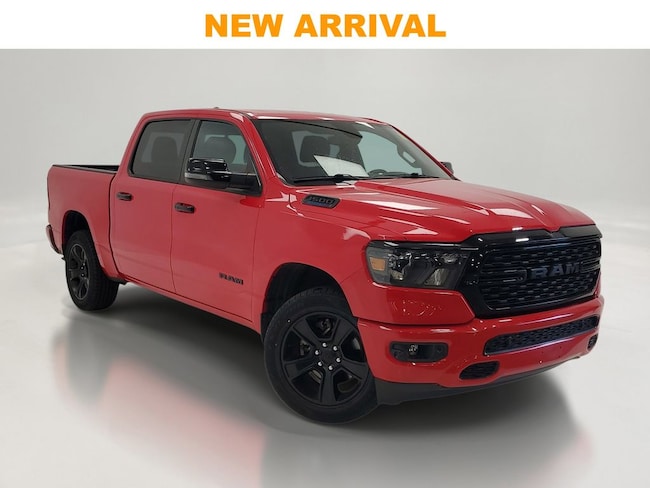 2023 RAM 1500 Big Horn/Lone Star 4x4 Crew Cab 5'7's photo