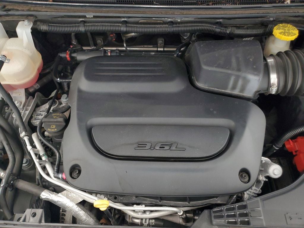 2023 Chrysler Pacifica Limited - Photo 9
