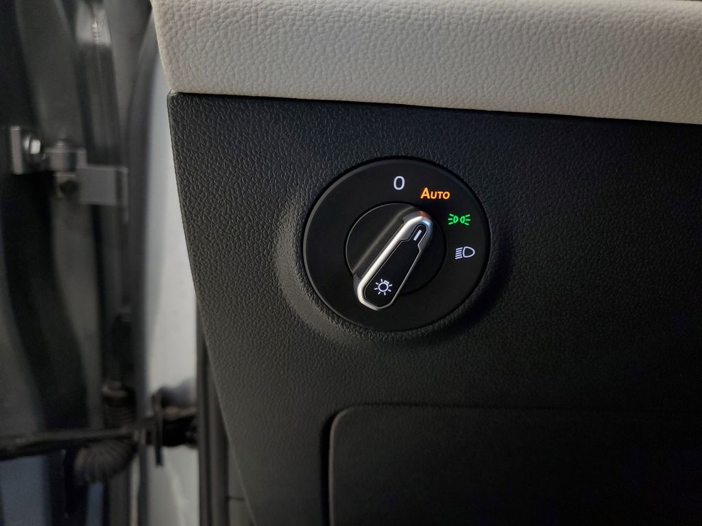 2025 Volkswagen Taos S - Photo 14