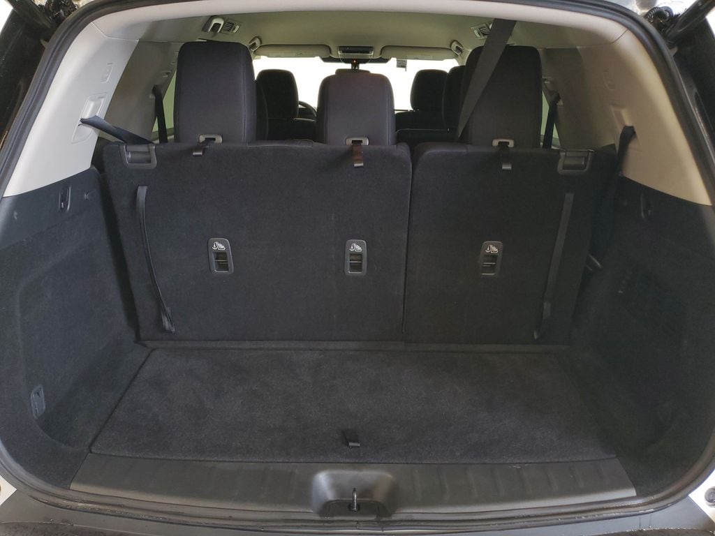 2025 Nissan Pathfinder SV - Photo 23
