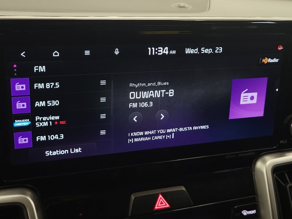2022 Kia Sorento EX - Photo 18