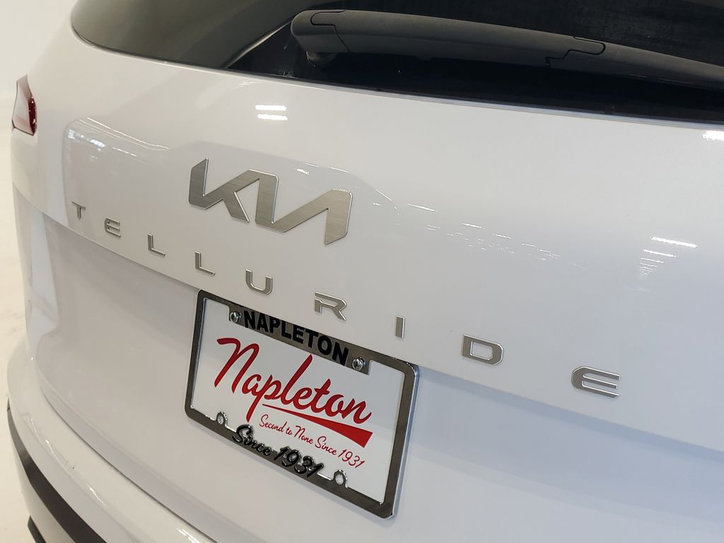 2025 Kia Telluride S - Photo 5