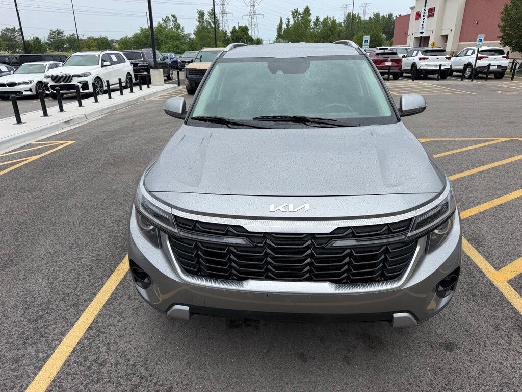 Used 2025 Kia Seltos S SUV