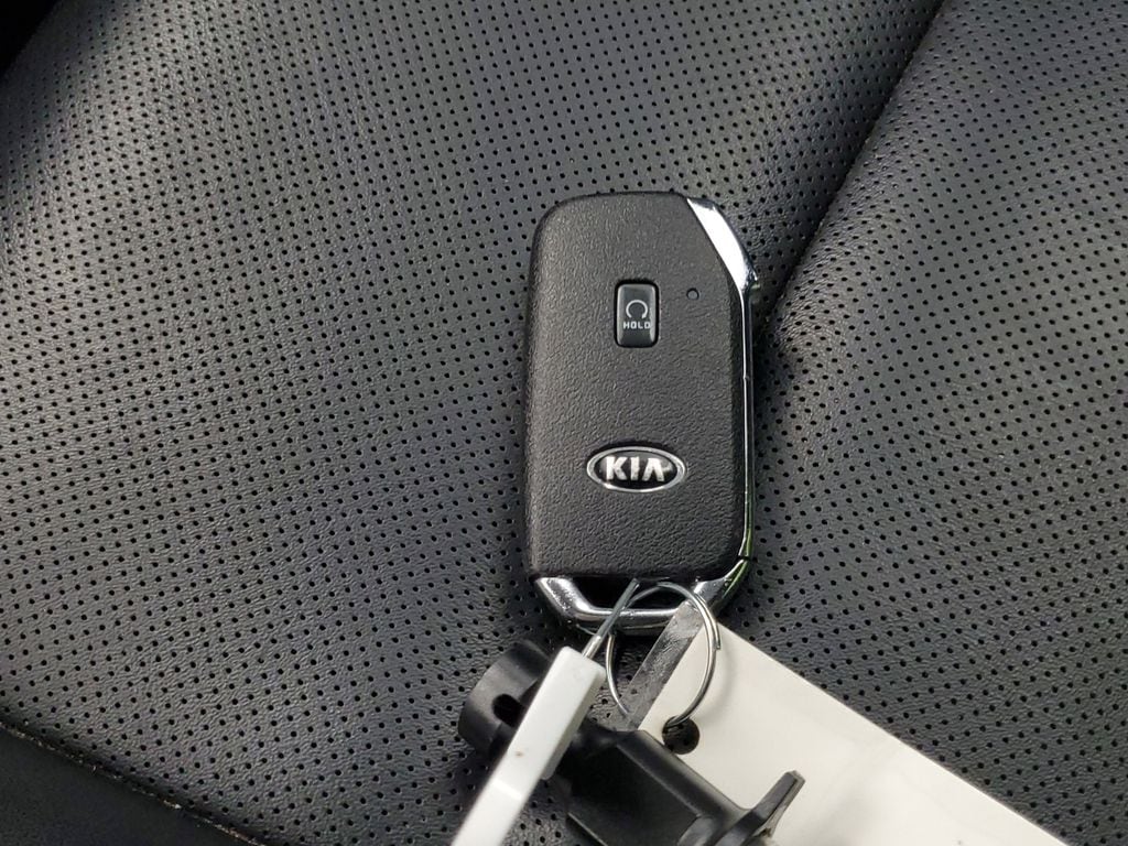 2021 Kia Telluride LX - Photo 27