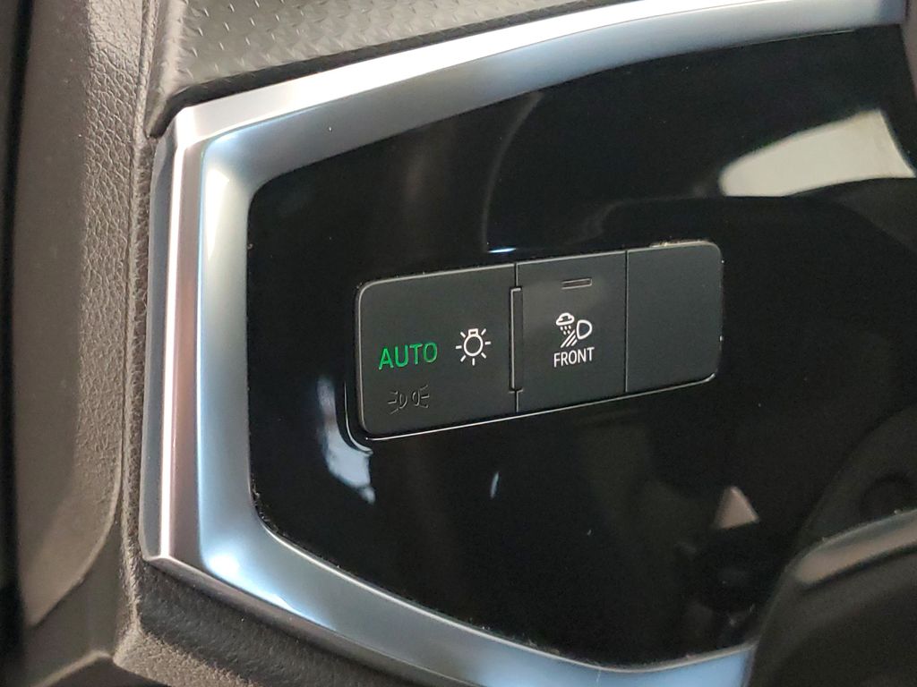 2025 Audi Q3 S Line Premium - Photo 13