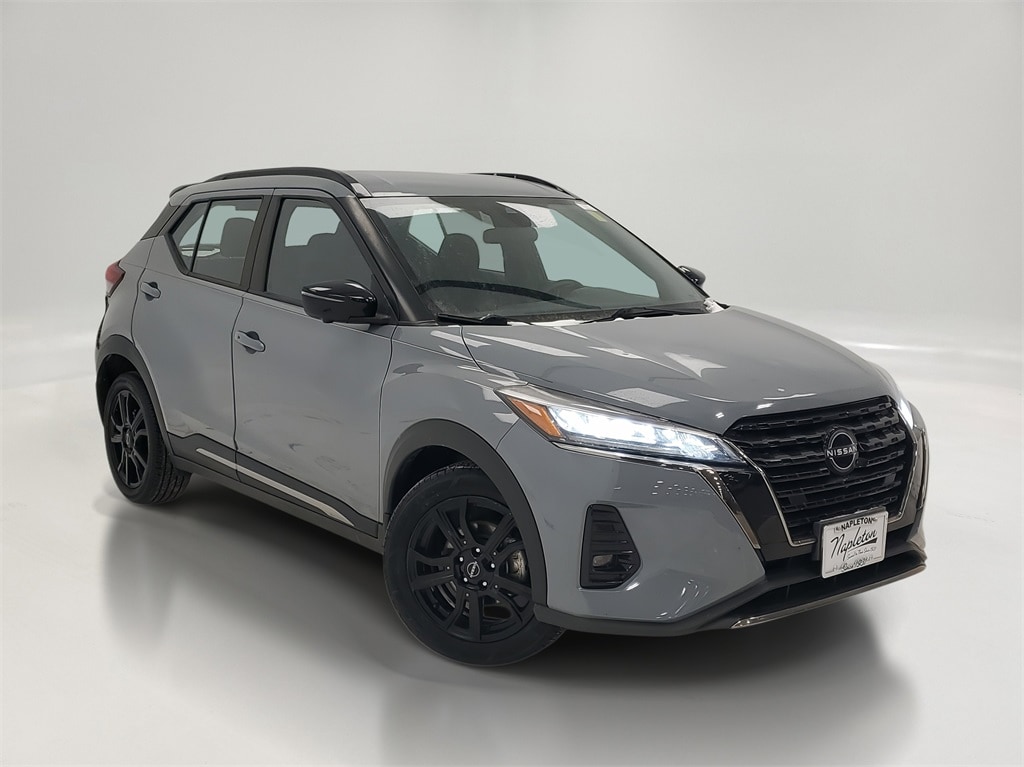 2023 Nissan Kicks SR