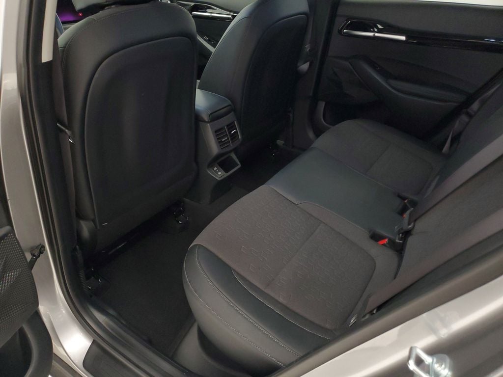 2025 Kia Seltos S - Photo 25