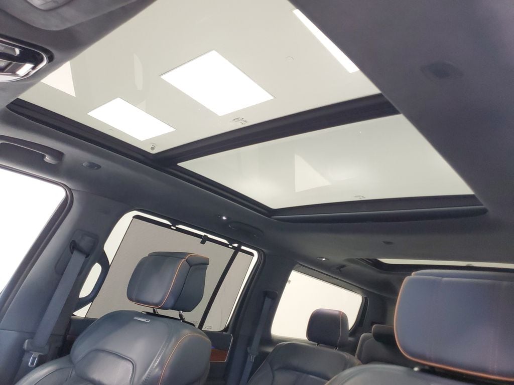 2023 Jeep Grand Wagoneer Series II - Photo 24