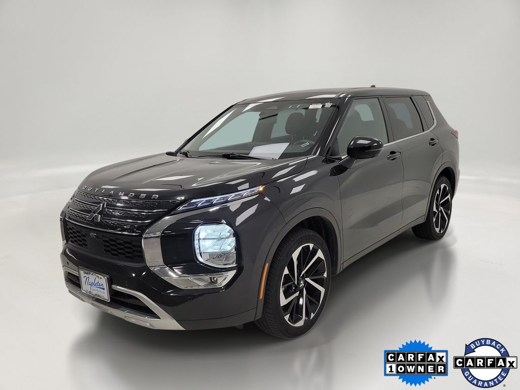 Used 2024 Mitsubishi Outlander SE SUV