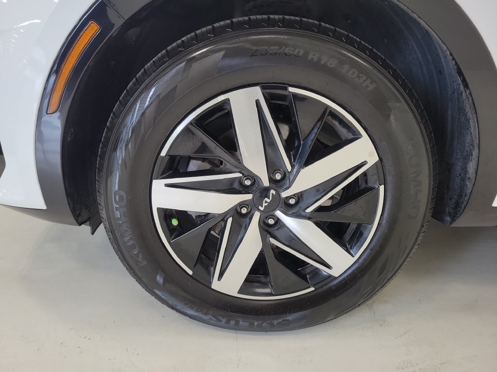 2022 Kia Sorento EX - Photo 7