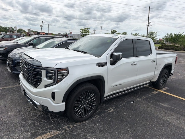 2022 GMC Sierra 4WD Crew Cab Short Box Denali Ultimate's photo