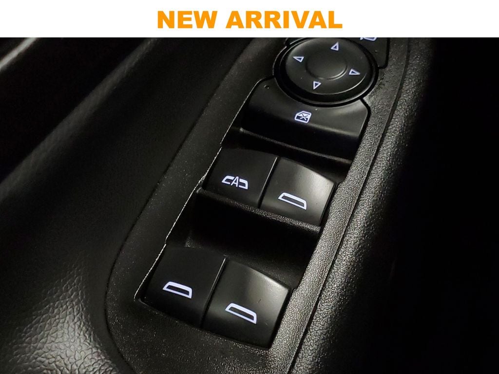 2021 Chevrolet Equinox LT - Photo 16