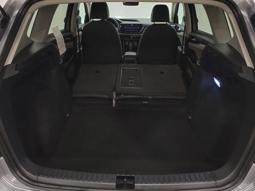 2024 Volkswagen Taos SE - Photo 25
