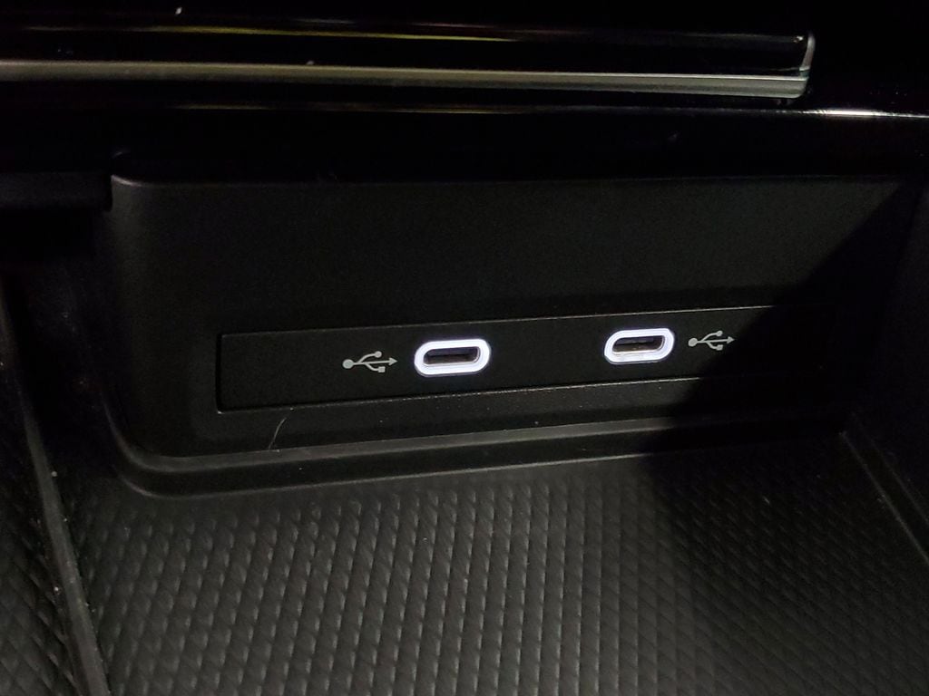 2025 Volkswagen Atlas SE w/Tech - Photo 21