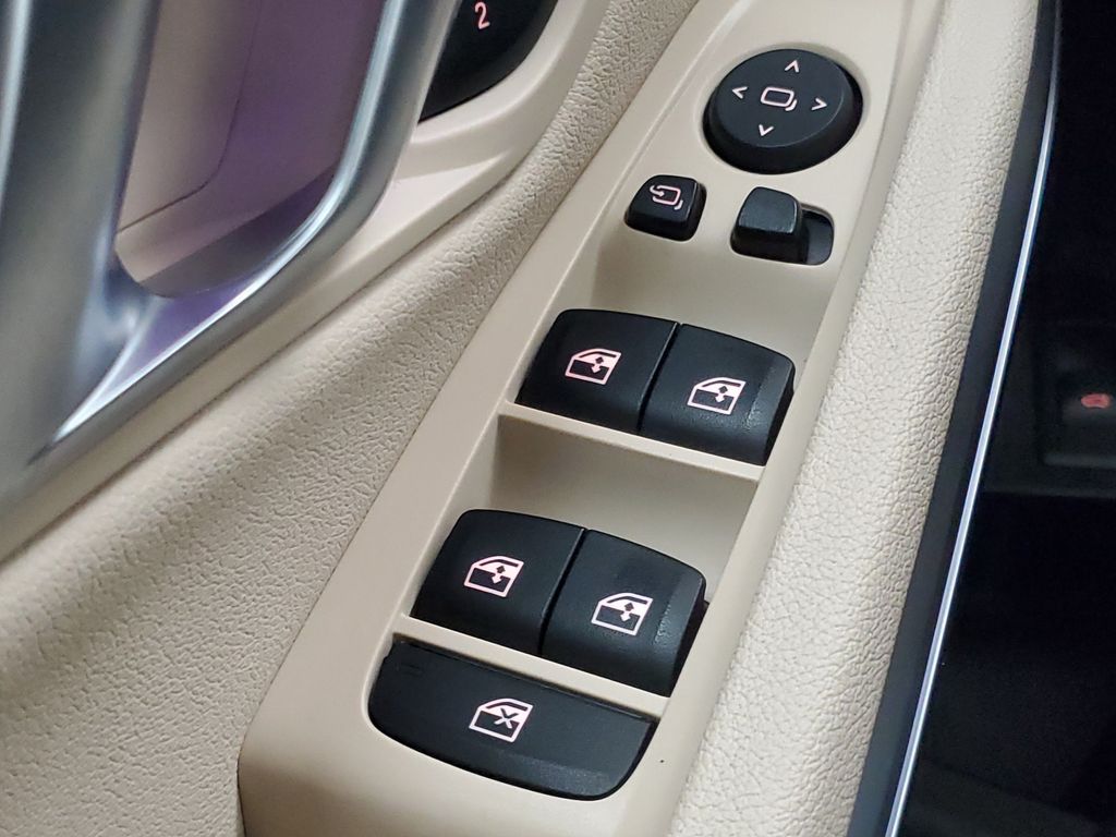 2021 BMW 3 Series 330i - Photo 15