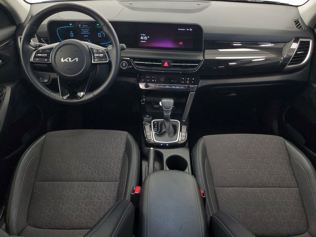 2025 Kia Seltos S - Photo 16