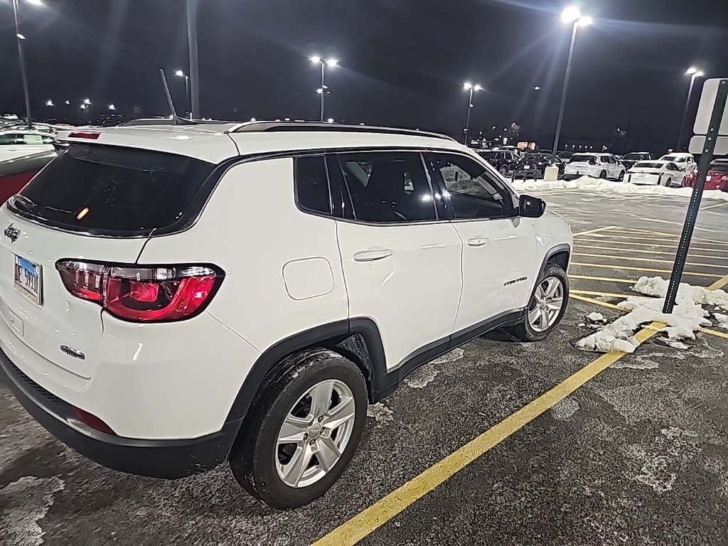 Used 2022 Jeep Compass Latitude SUV