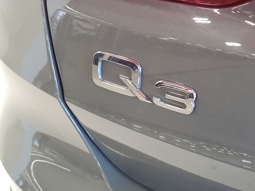2025 Audi Q3 S Line Premium - Photo 7