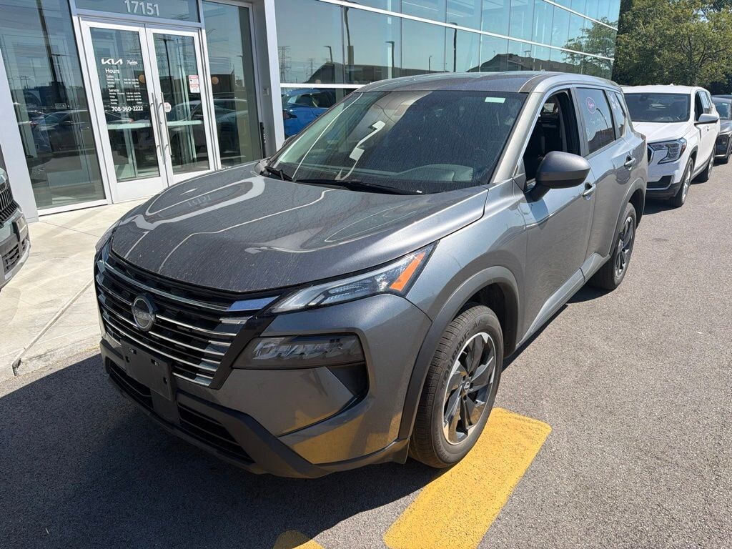 Used 2025 Nissan Rogue SV SUV