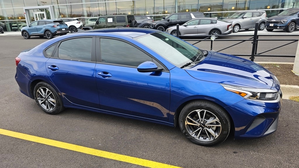 Used 2022 Kia Forte LXS Sedan