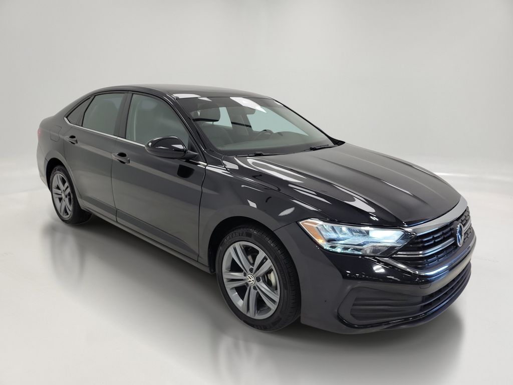 Used 2024 Volkswagen Jetta 1.5T SE Sedan