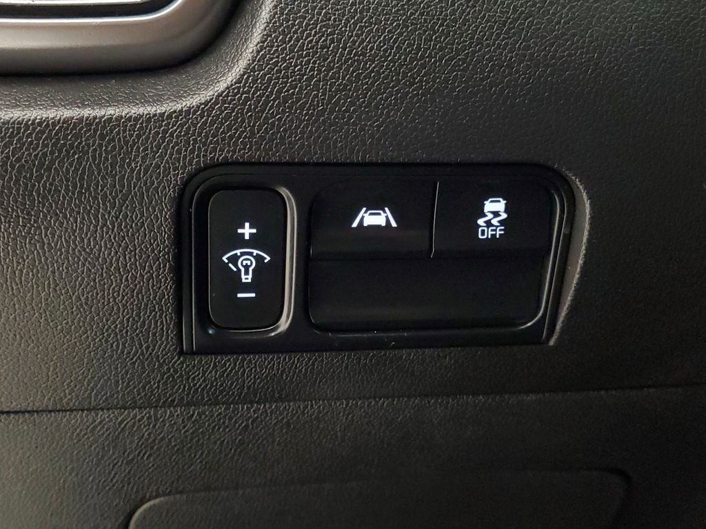2021 Kia Sorento LX - Photo 9