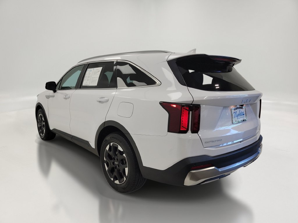 2024 Kia Sorento S - Photo 6