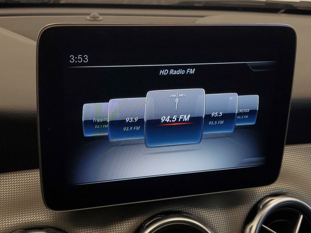 2019 Mercedes-Benz GLA-Class GLA250 - Photo 17