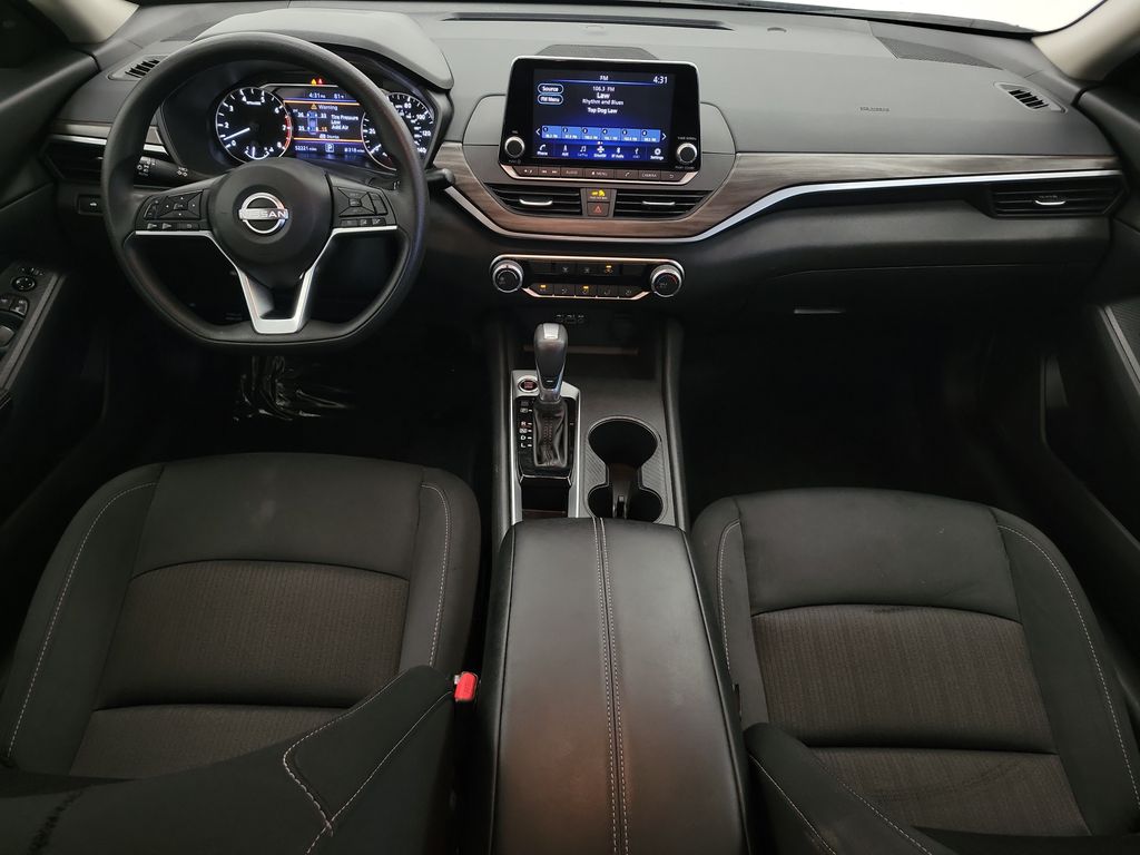 2025 Nissan Altima SV - Photo 12