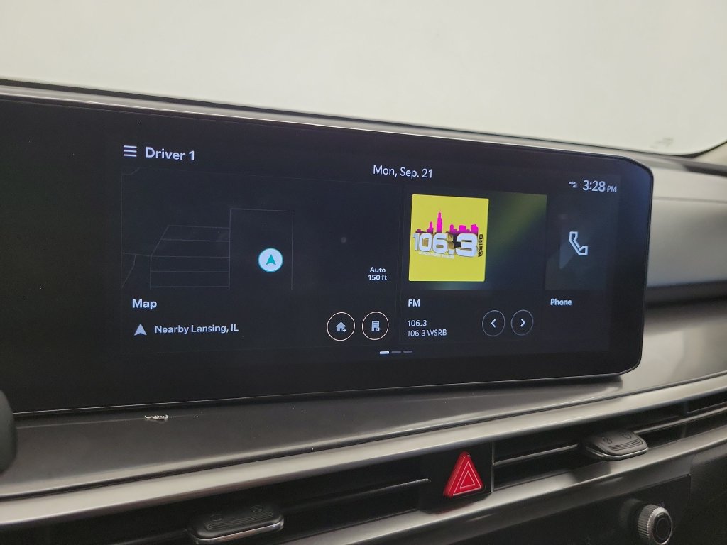 2024 Kia Sorento S - Photo 17