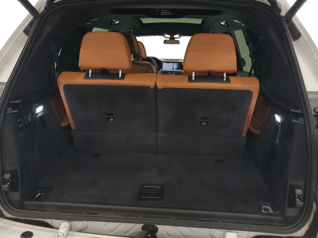2019 BMW X7 50i - Photo 25