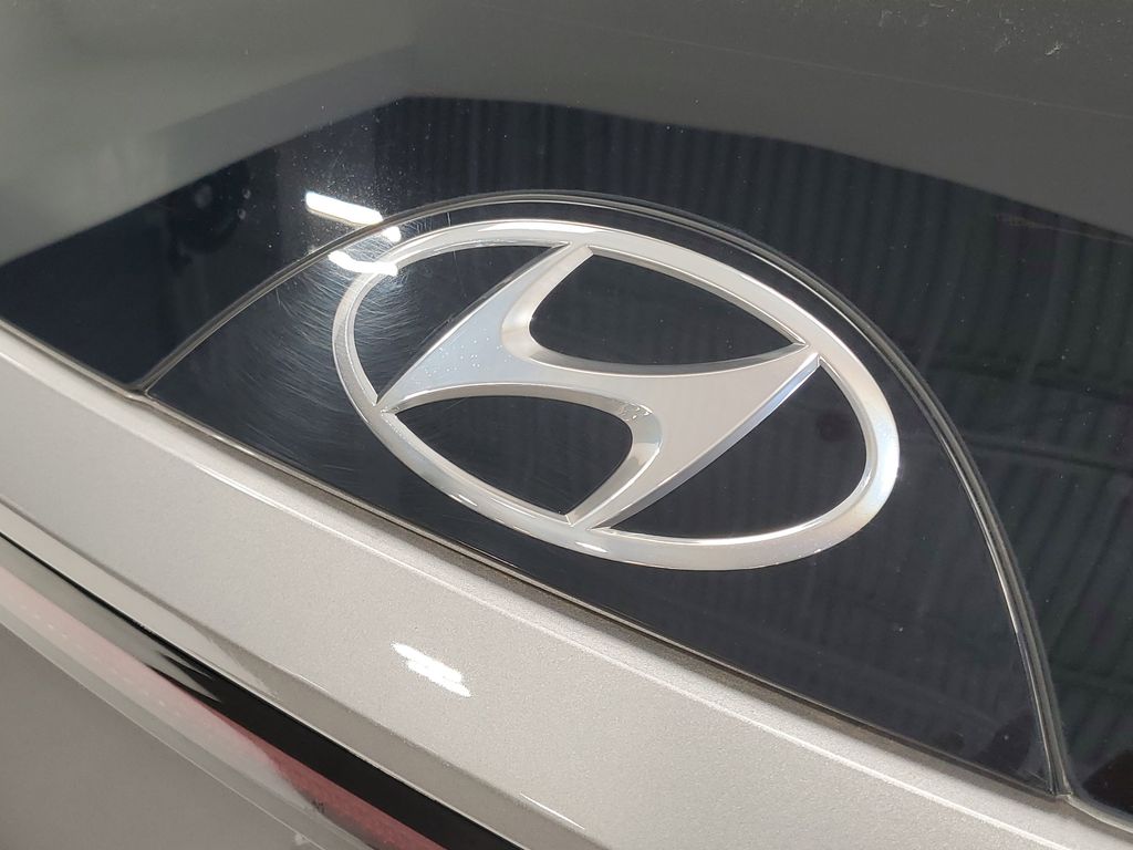 2022 Hyundai Tucson Limited - Photo 6