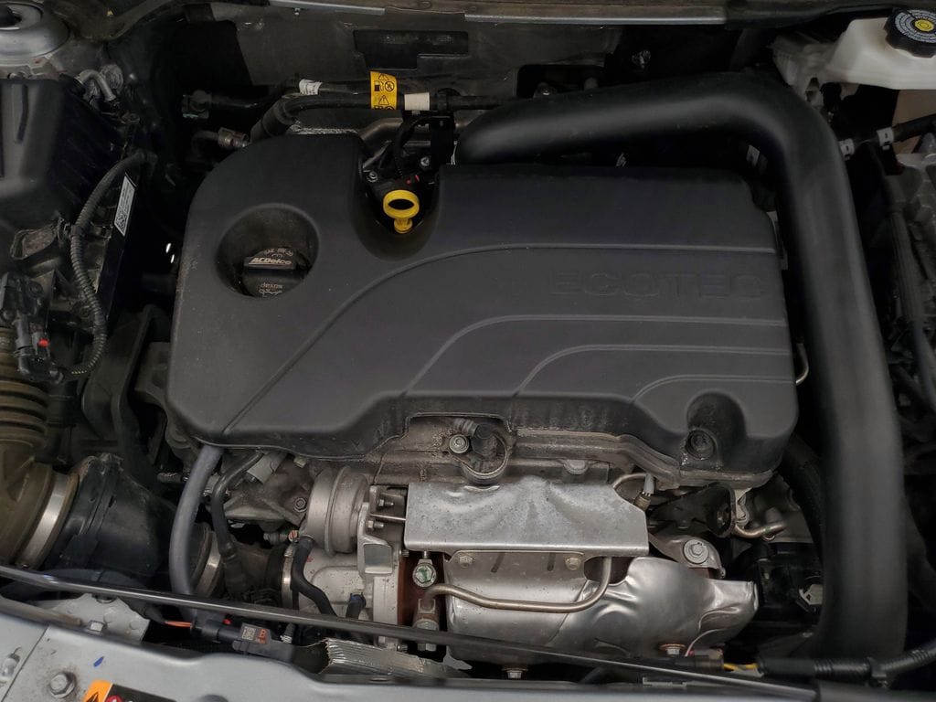 2025 Chevrolet Equinox LT - Photo 11