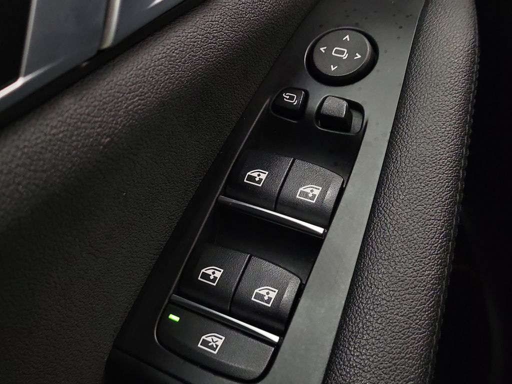 2021 BMW X5 40i - Photo 16