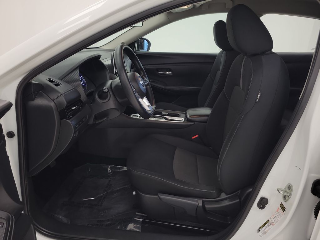 2024 Nissan Sentra SV - Photo 9