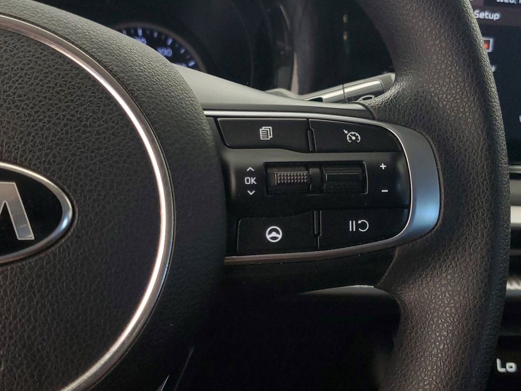 2021 Kia K5 LXS - Photo 15