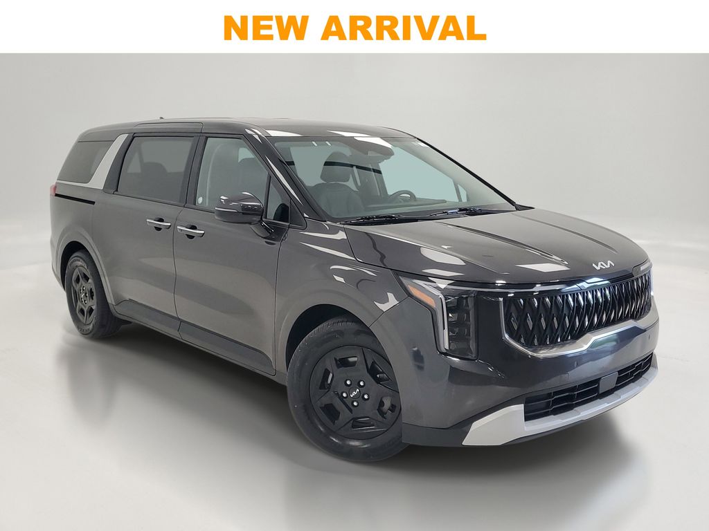 2025 Kia Sedona LXS's photo
