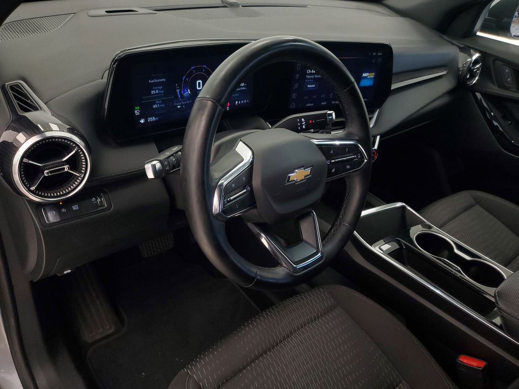 2025 Chevrolet Equinox LT - Photo 12