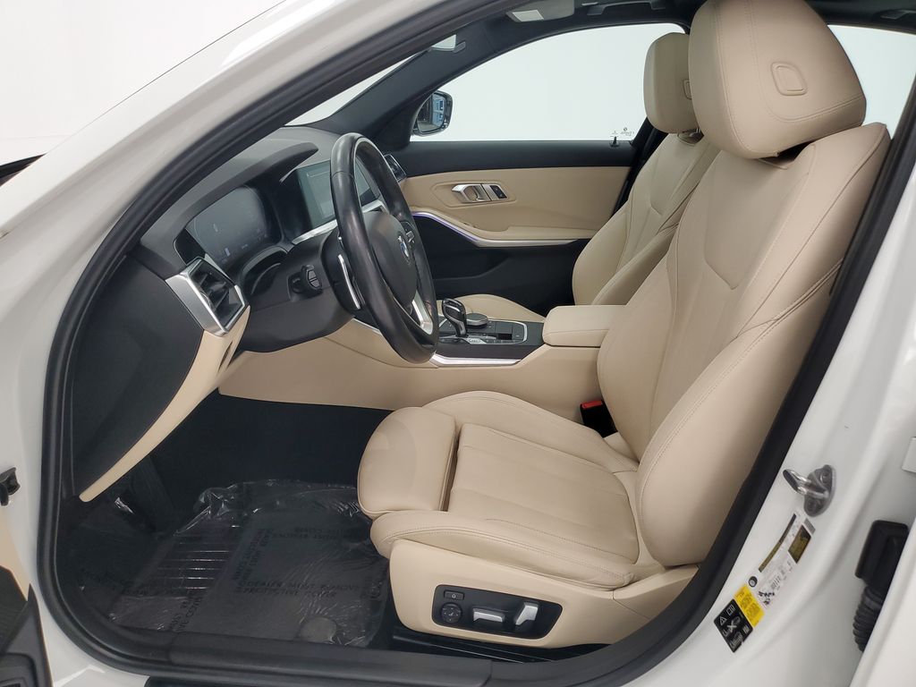 2021 BMW 3 Series 330i - Photo 11