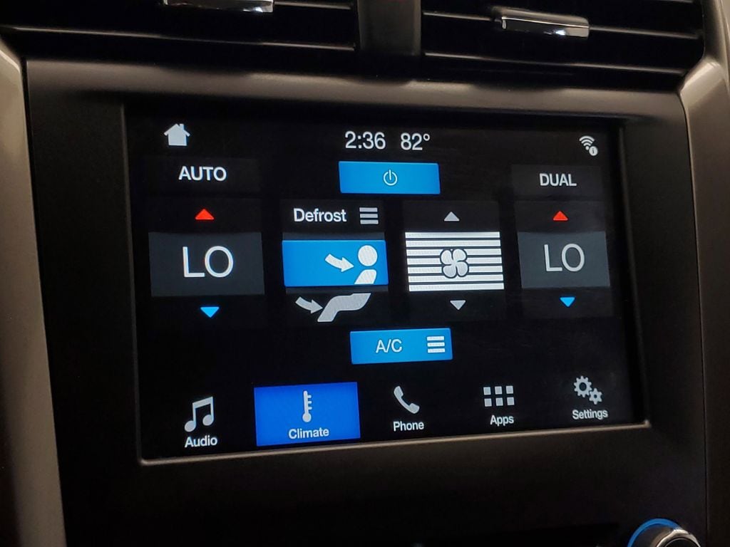 2018 Ford Fusion SE - Photo 20