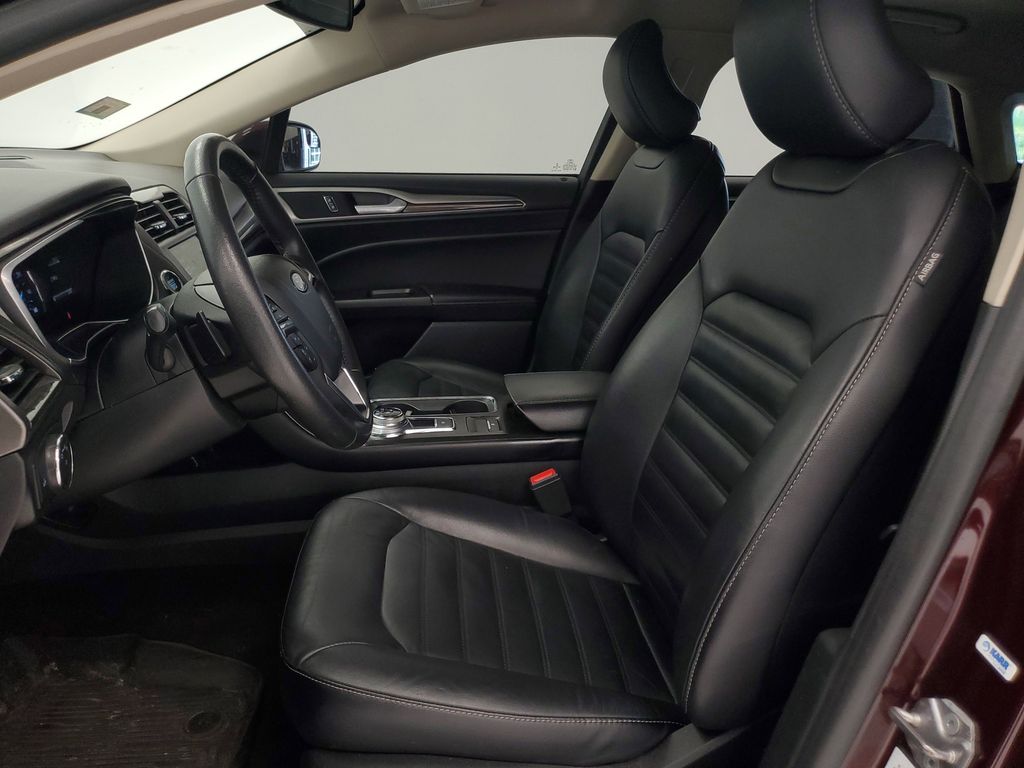 2018 Ford Fusion SE - Photo 9